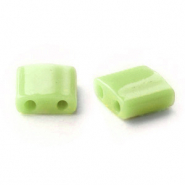 Perline Miyuki Tila 5x5mm Opaque luster chartreuse green TL-439