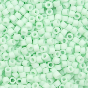 Perline Miyuki Delica 11/0 Opaque matte light mint green DB-1516