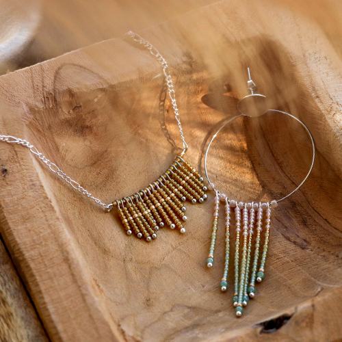 Ecco come creare bellissime collane e orecchini con le perline rocailles Miyuki