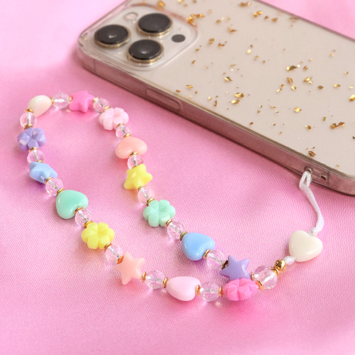 Ecco come realizzare bracciali estivi e cordini per telefono