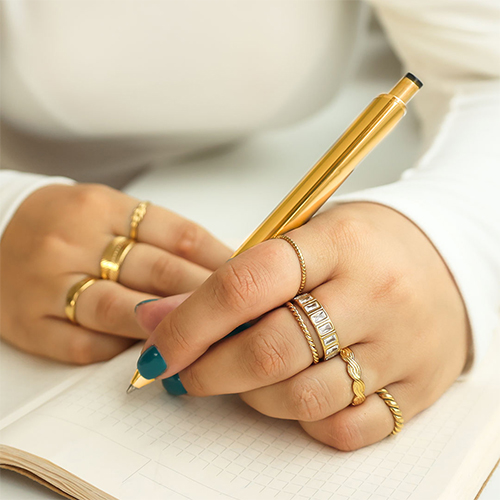 Consigli per indossare anelli in acciaio inossidabile  