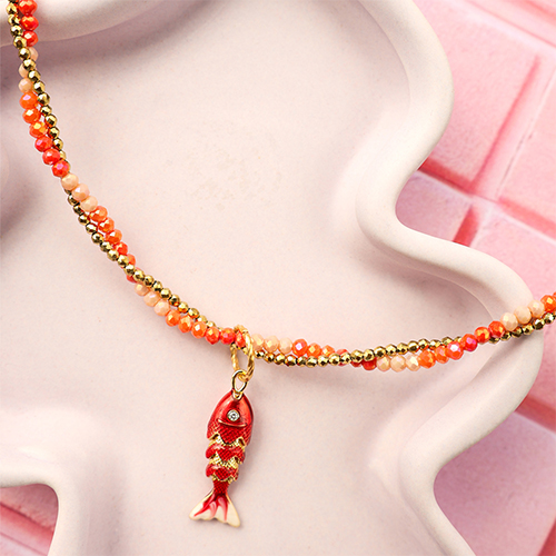 Mix & match con collana e orecchini con perline sfaccettate