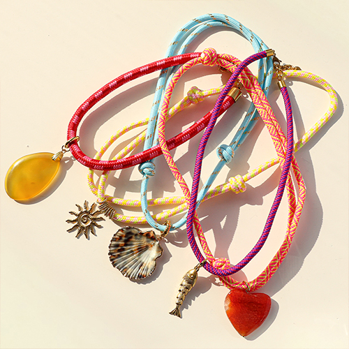 Ispirazione DIY con paracord colorato