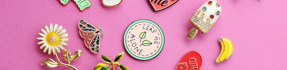 Nuova collezione di spille e pins colorate Nuova collezione di spille e pins colorate