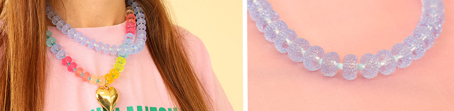 Nuove perline in resina scintillanti dai colori vivaci Nuove perline in resina scintillanti dai colori vivaci