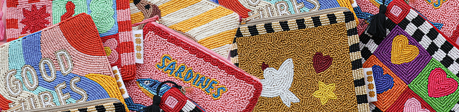 Scopri le BY31&reg; pochette fatte a mano dall'India